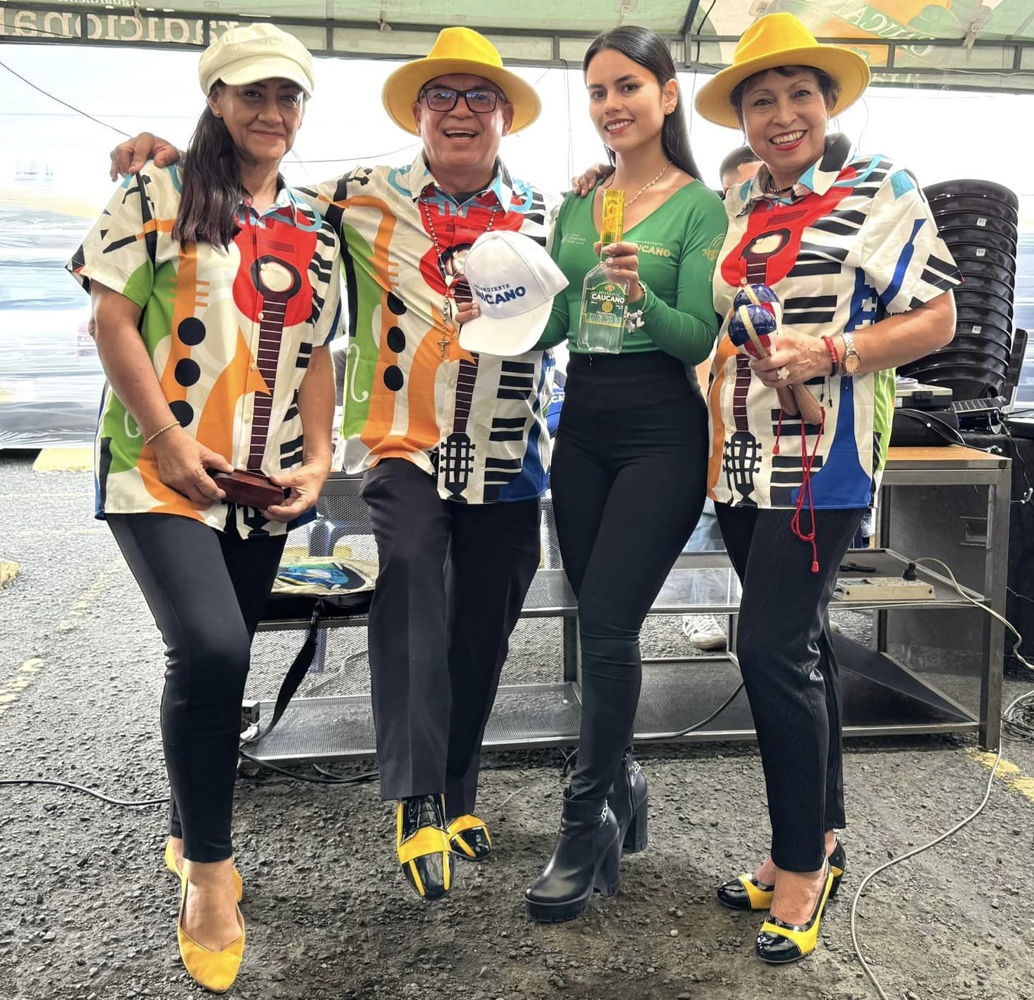                                          ¡Décimo encuentro de melómanos y coleccionistas, Éxito Panamericana !
                                        