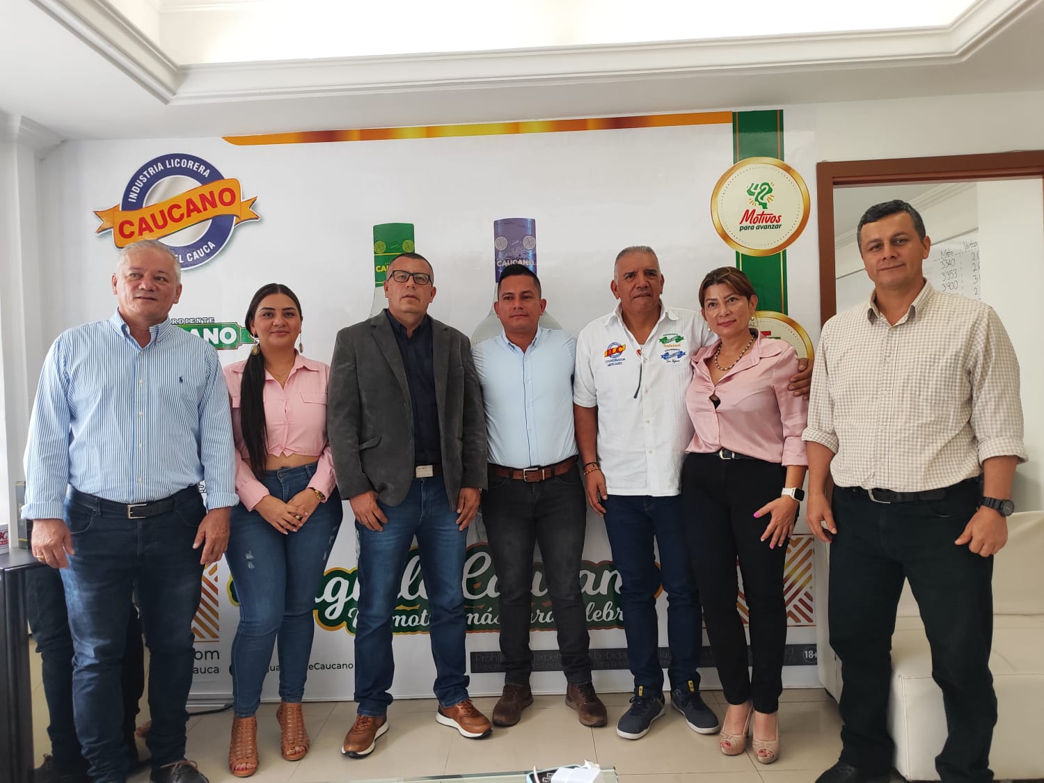                                              Continuamos consolidando estrategias que nos permitan llegar a todo nuestro departamento
                                            
