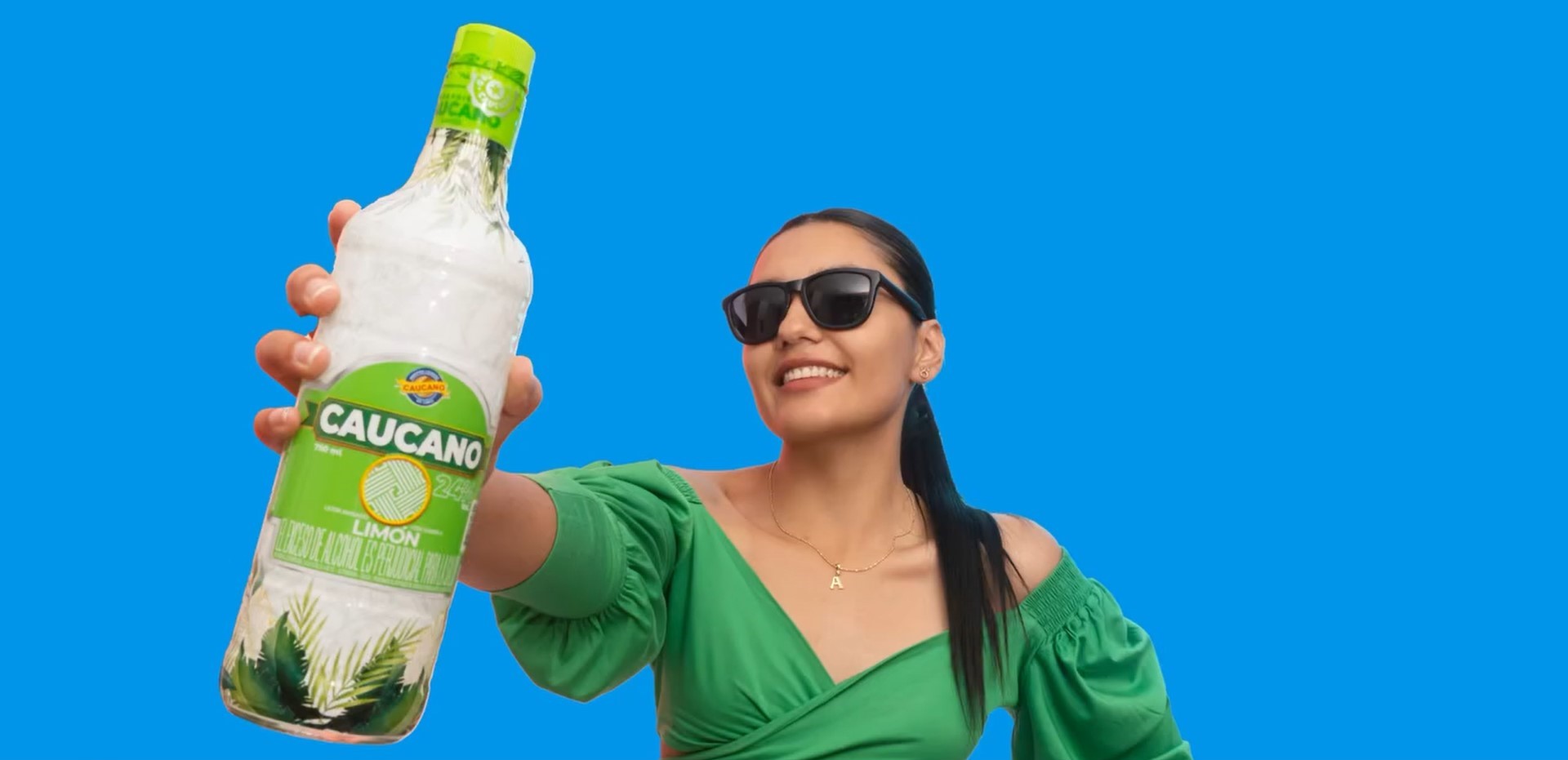                                          La hincha más fiel siempre celebra con Aguardiente Caucano 💛💙❤️
                                        