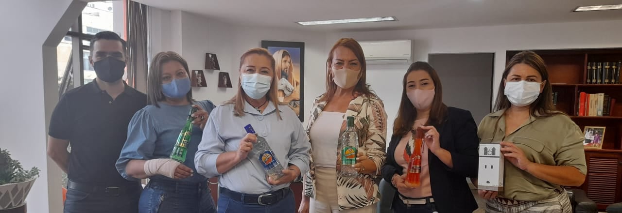                                              Industria Licorera del Cauca avanza en la introducción del portafolio de sus productos en Quindío
                                            