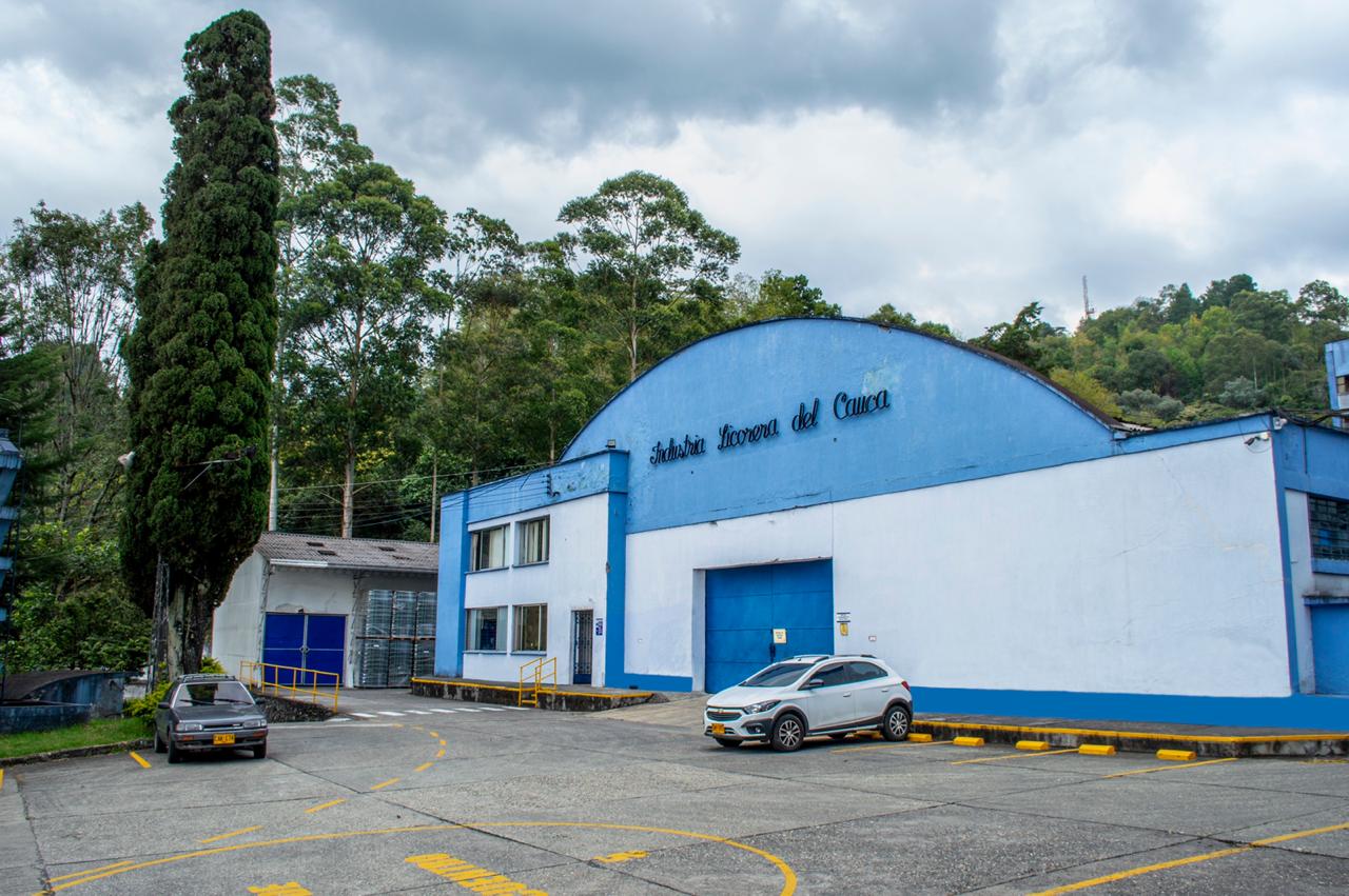                                              Con registro Invima, Licorera del Cauca se alista para producir alcoholes antisépticos
                                            