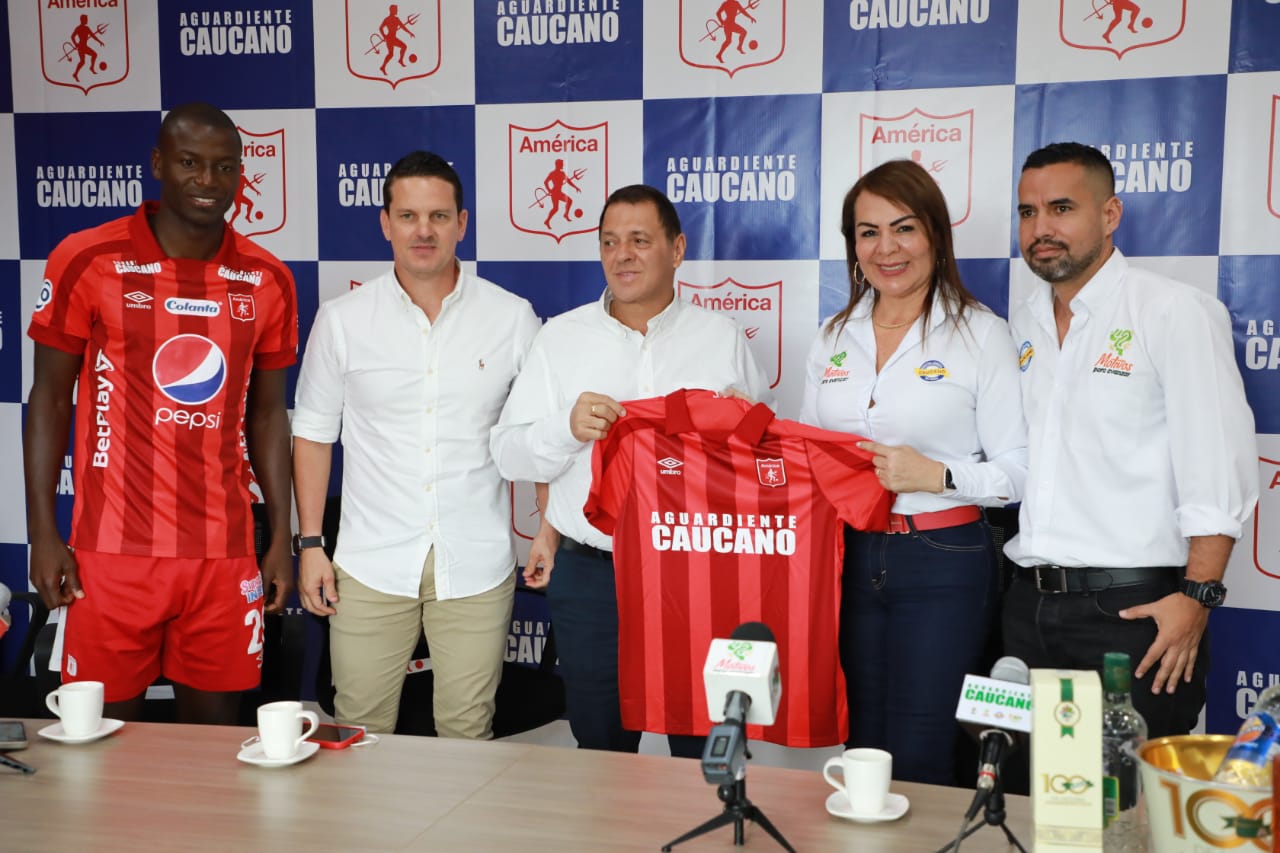                                              Industria Licorera del Cauca, patrocinador oficial del América de Cali.
                                            